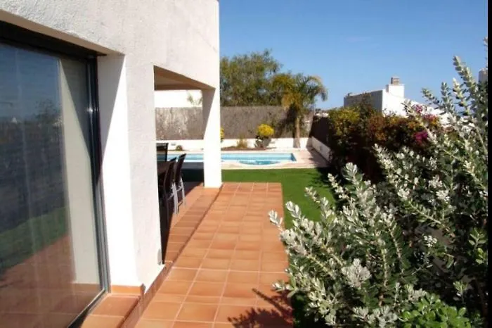 Sunny - Xeckin Holidays Calafell Spanje